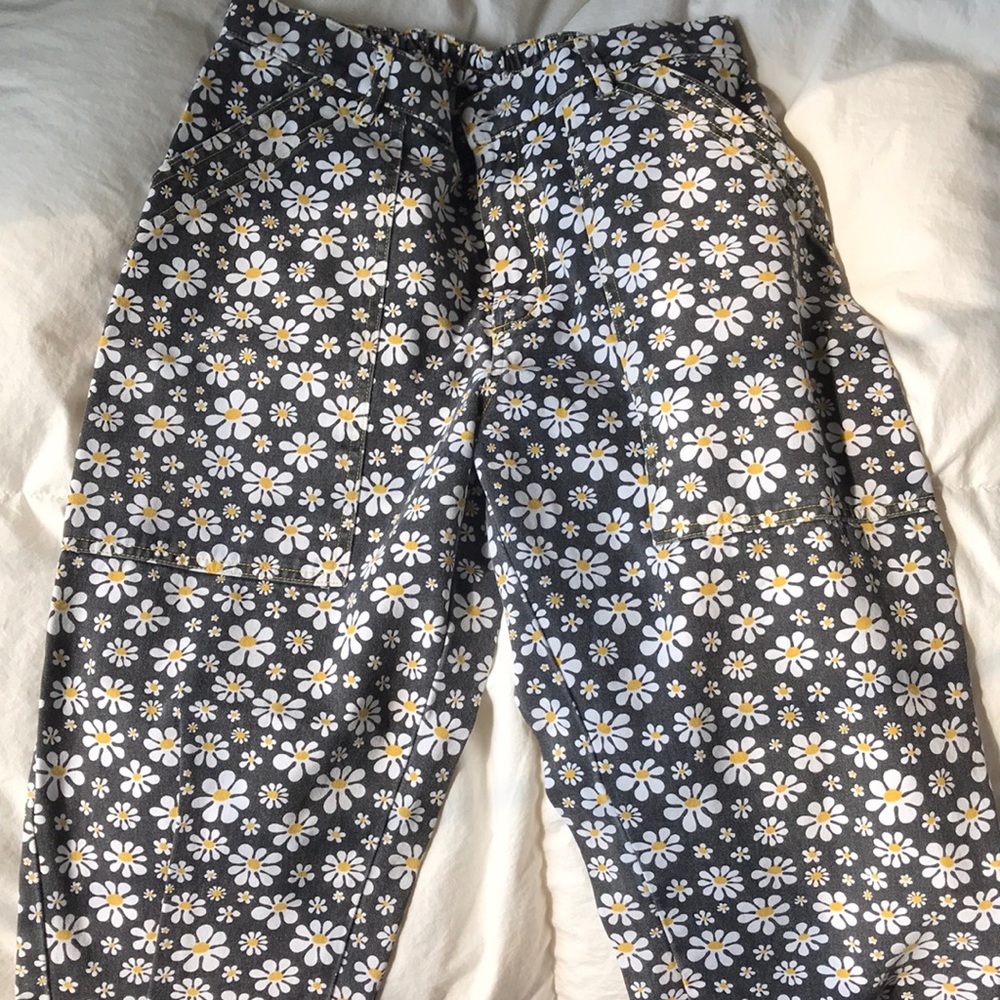 Daisy Big Bud Press Pencil Pants